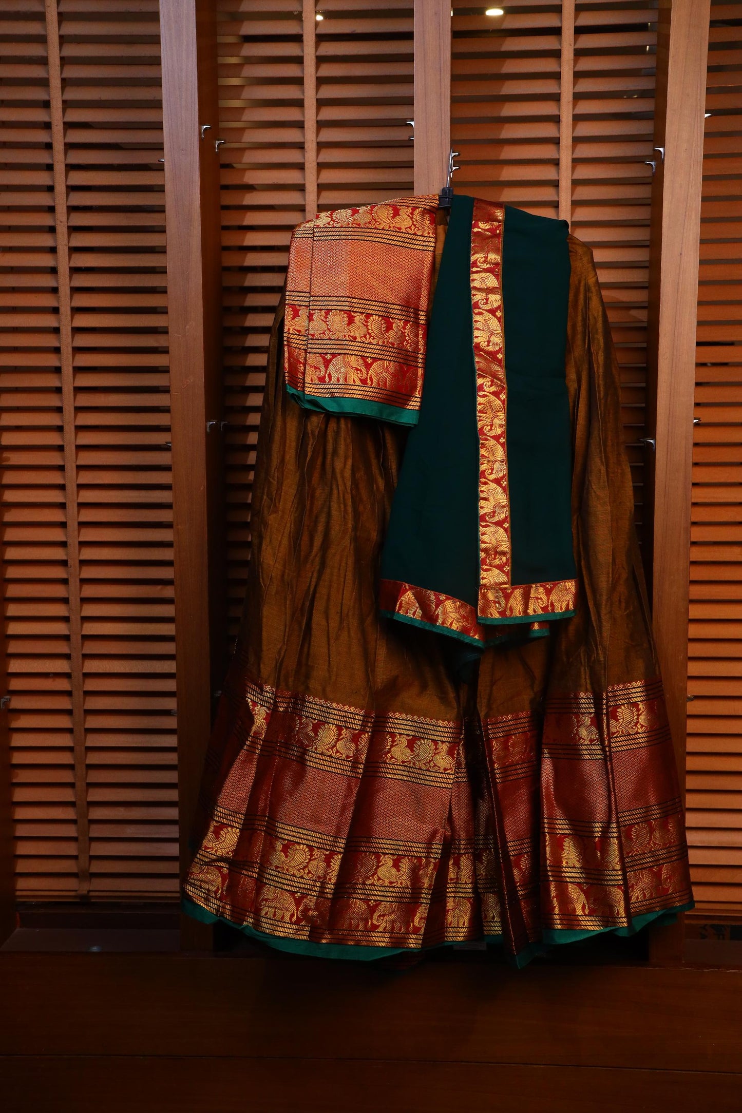 Brown + Green Half Saree (Narayanapet)